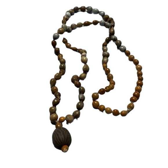 Handmade Seed Beaded Necklace - Picture 3 of 4